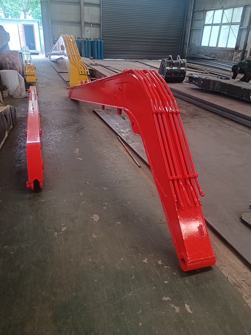 山東挖掘機(jī)加長臂生產(chǎn)廠家