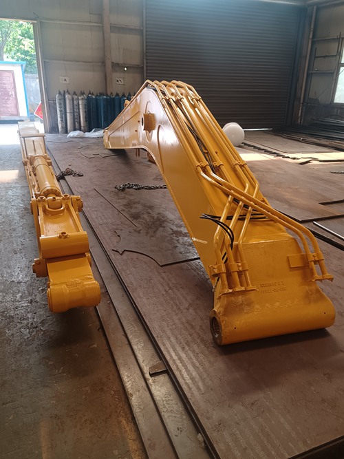 挖掘機(jī)大臂加長